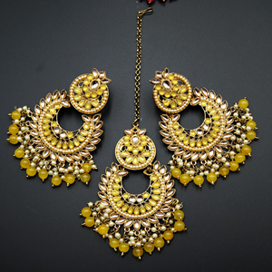 Canisa- Gold Kundan/Yellow Beads Earring Tikka Set - Antique Gold